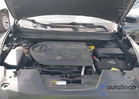 2014 Jeep Cherokee Limited z USA, uszkodzony, nr VIN 1C4PJMDS0EW240720